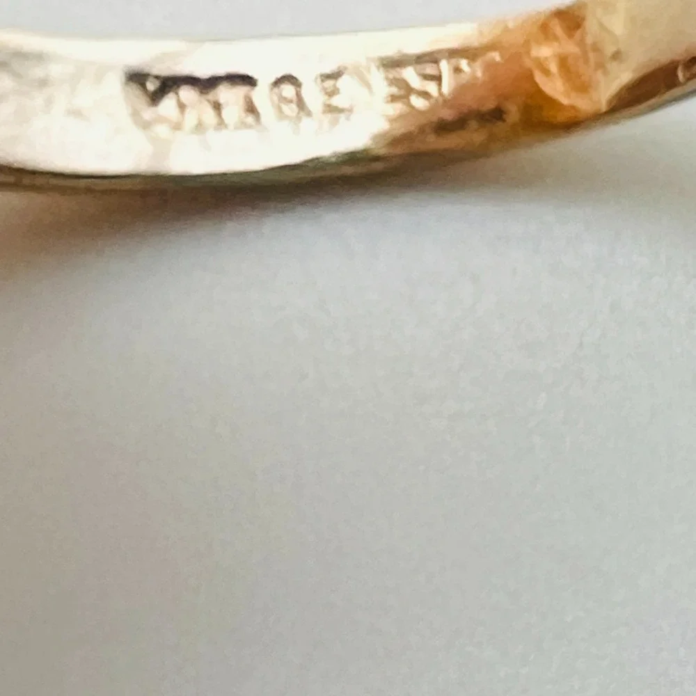 Gold Tone Half Eternity Ring Band Clear Stone Accent Classic Wedding Size 6